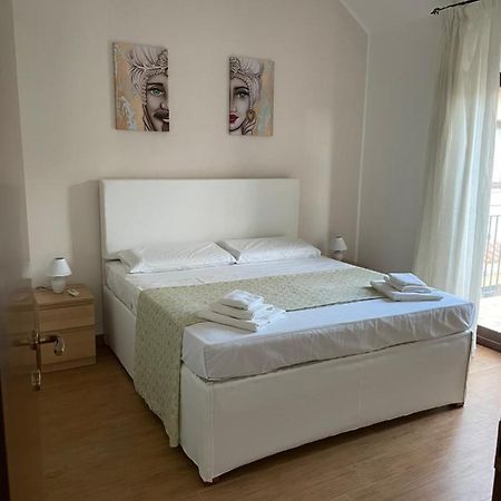 Villetta Climene Apartment Джардини-Наксос Экстерьер фото